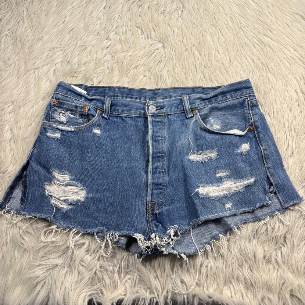 Levi's Women's 35 XL Medium Wash Distressed Custom Cut Off Shorts Festival Boho